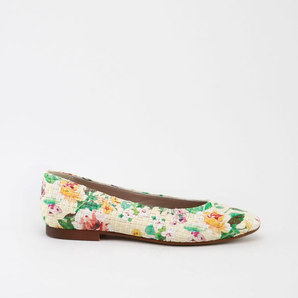 Papanatas Floral Weave Pointed Flat