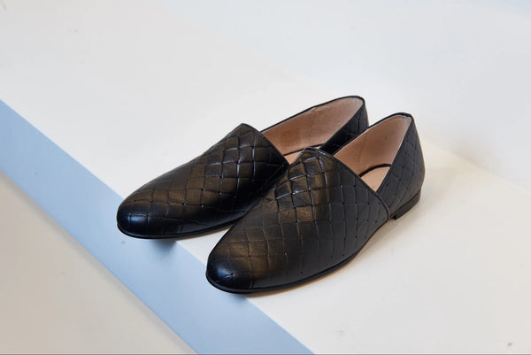 Valencia Black Quilted Flat